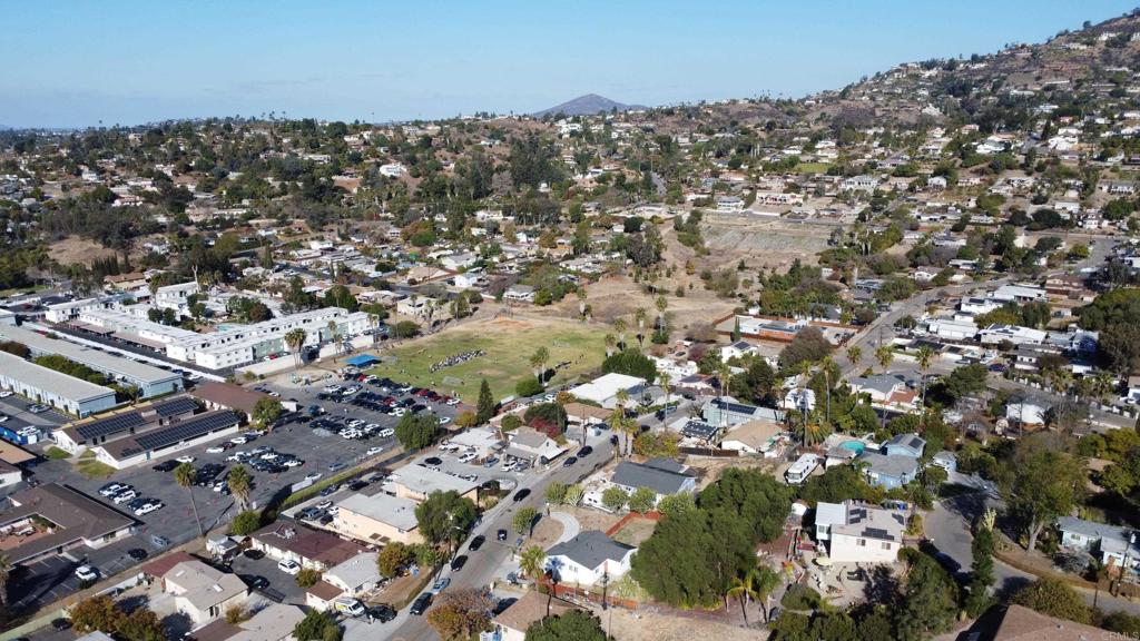 4026 30 N Bonita Street Property Photo 73