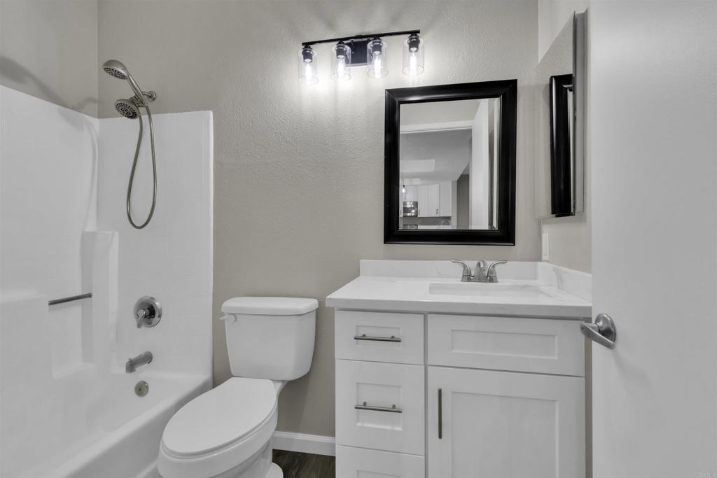 2020 Camino De La Reina 2114 Property Photo 10