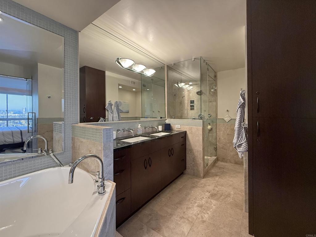1770 Avenida Del Mundo 1608 Property Photo 19