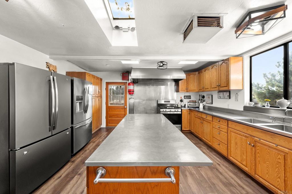 13610 Willow Road Property Photo 12