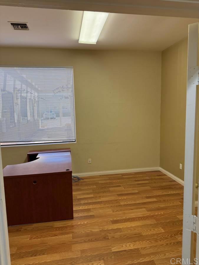 175 W Lexington Avenue Property Photo 7