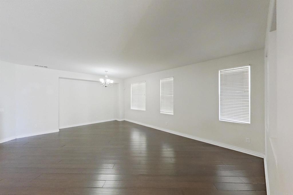 6048 Oak Fence Lane Property Photo 4