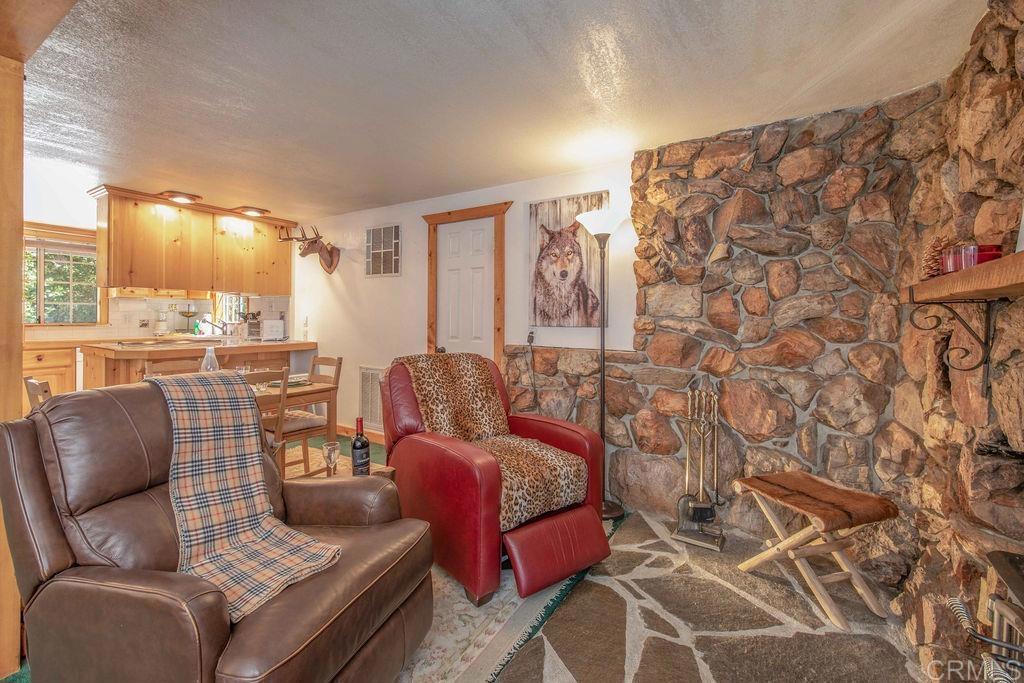 220 E Mojave Boulevard Property Photo 16