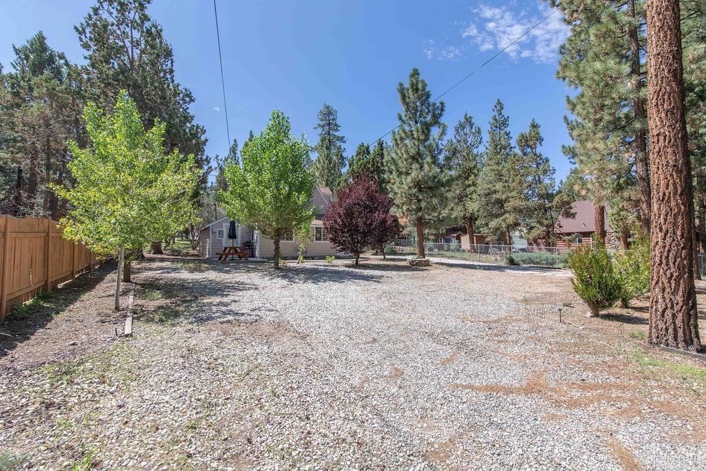 220 E Mojave Boulevard Property Photo 36