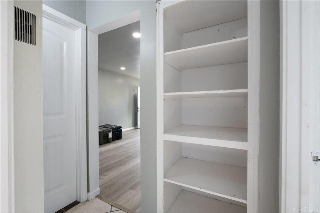 3260 64 Steel Street Property Photo 10