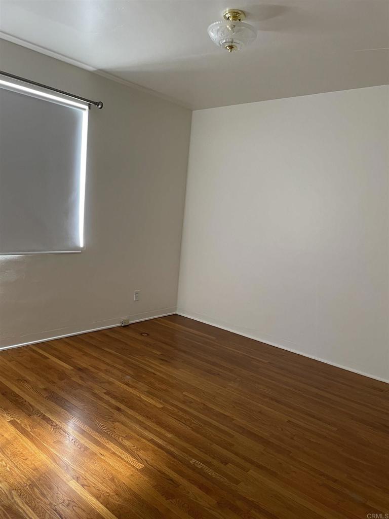 7126 7128 Hyatt Street Property Photo 5