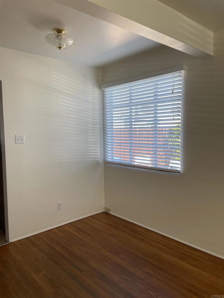 7126 7128 Hyatt Street Property Photo 7