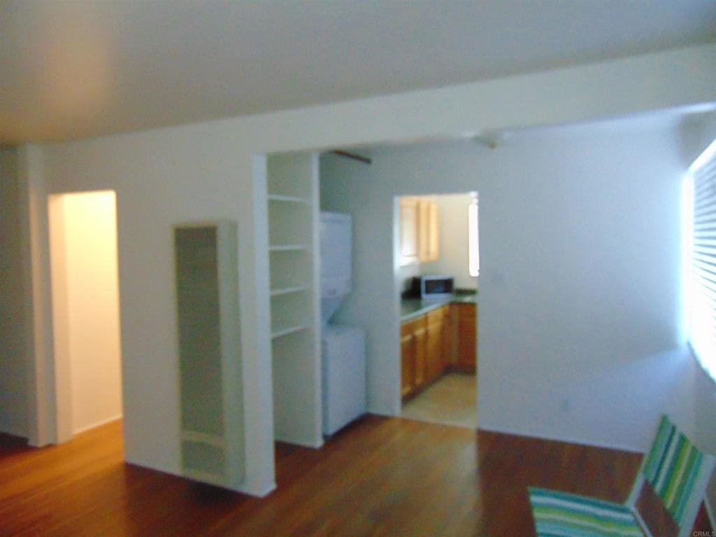 7126 7128 Hyatt Street Property Photo 8