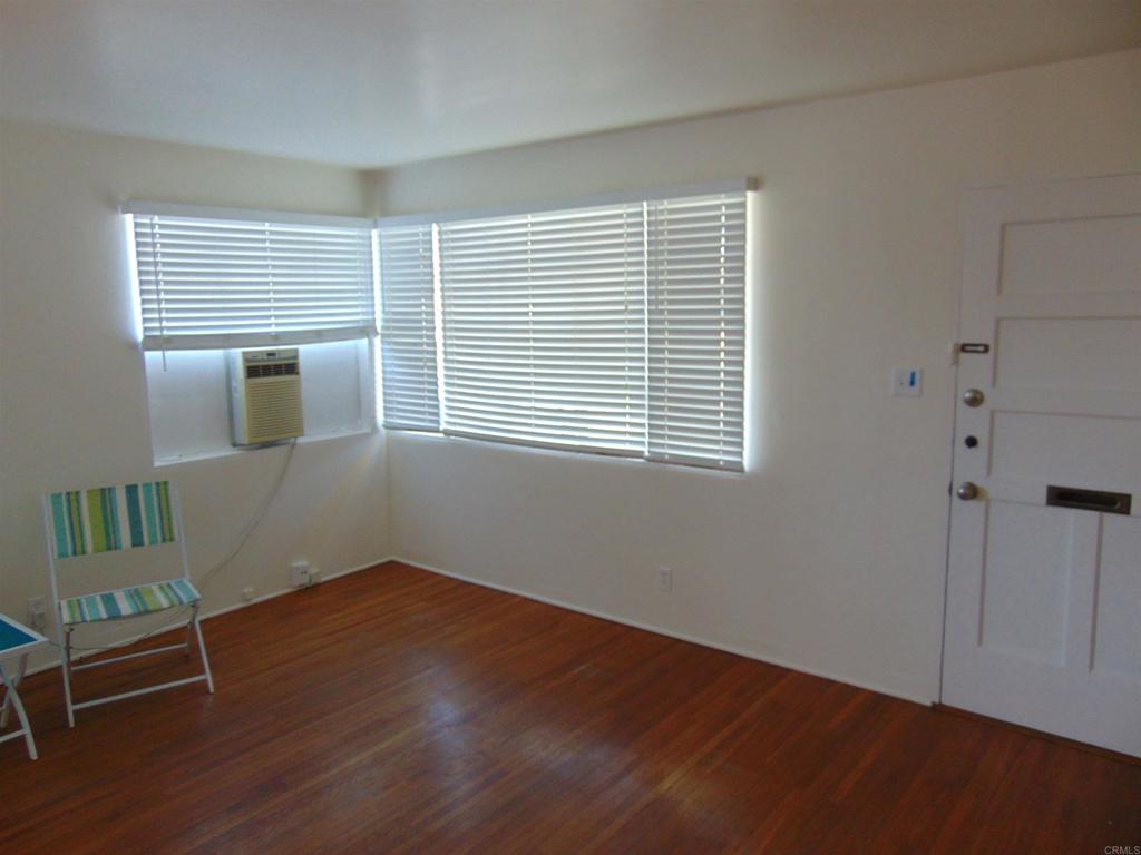 7126 7128 Hyatt Street Property Photo 10