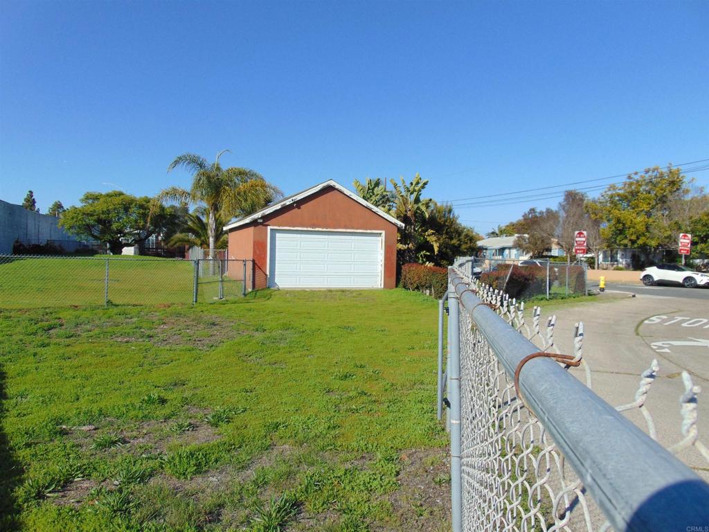 7126 7128 Hyatt Street Property Photo 26