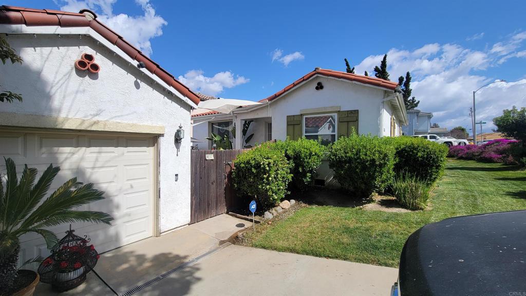 28426 Pujol Street Property Photo