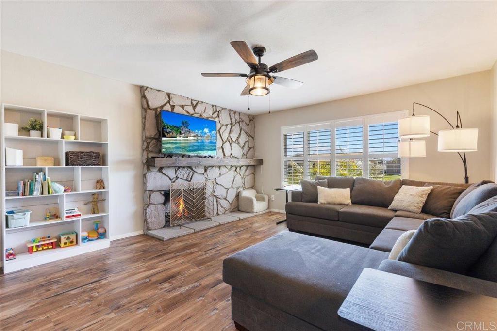 10114 Woodglen Vista Drive Property Photo