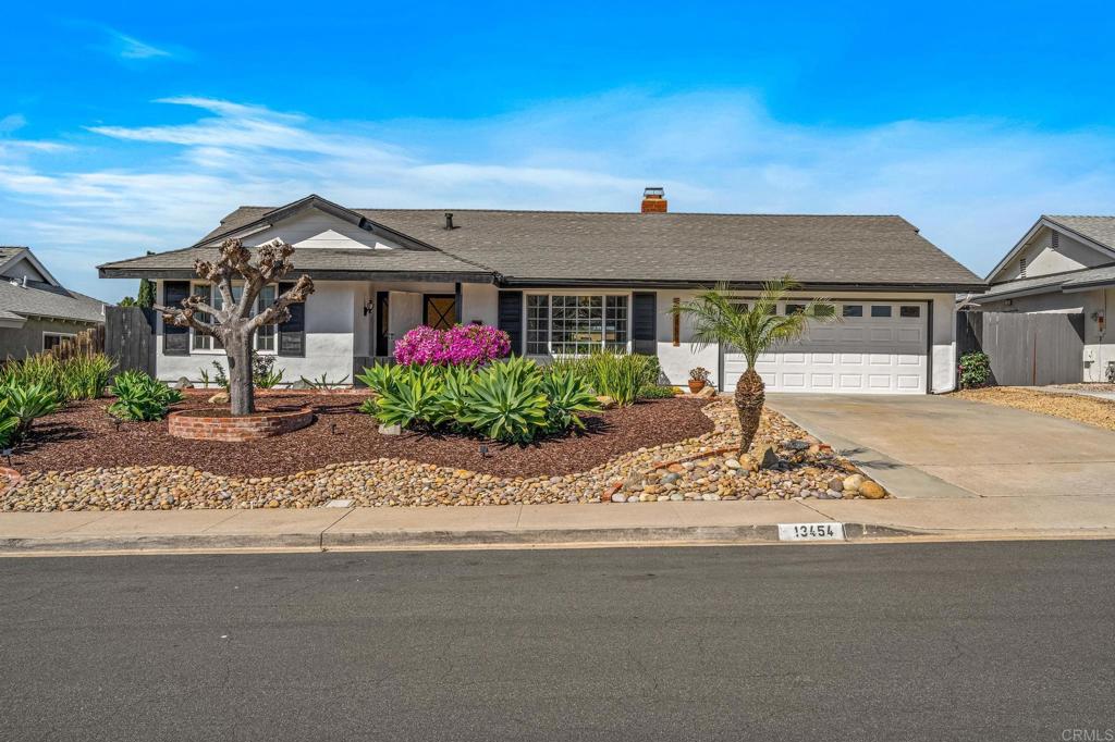 13454 Cayuga Drive Property Photo