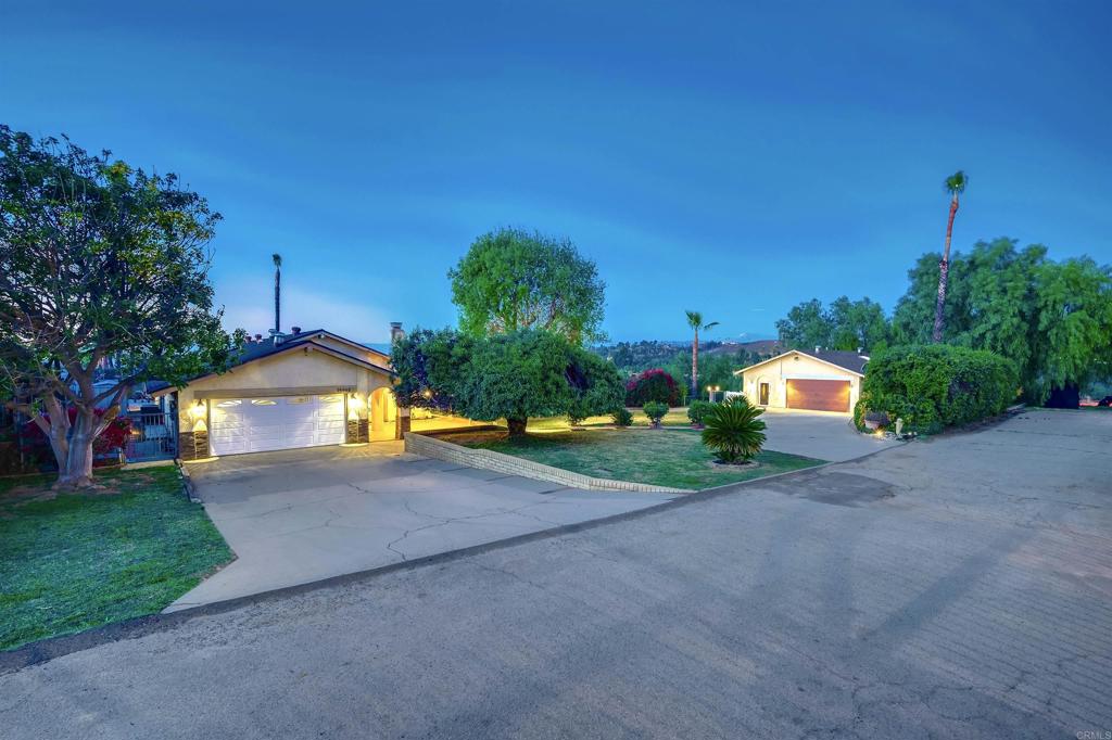 14448 Oakley Drive Property Photo 1