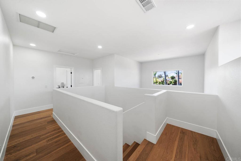 3792 Vista Pt Property Photo 37