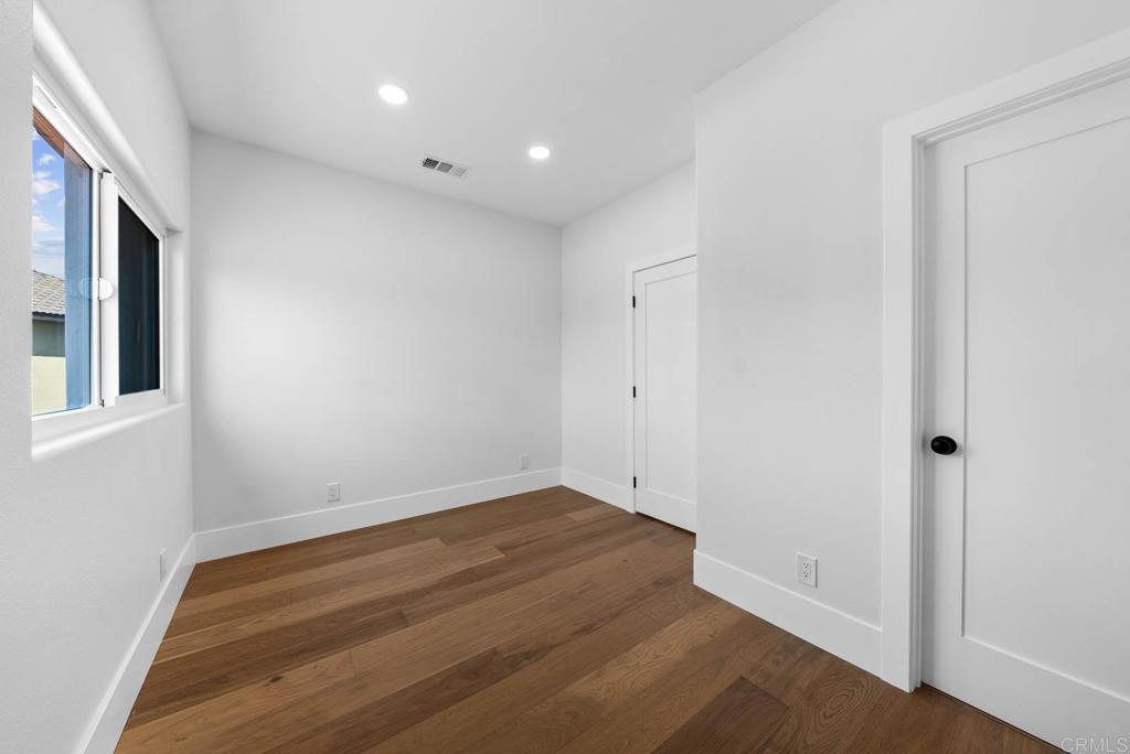 3792 Vista Pt Property Photo 42