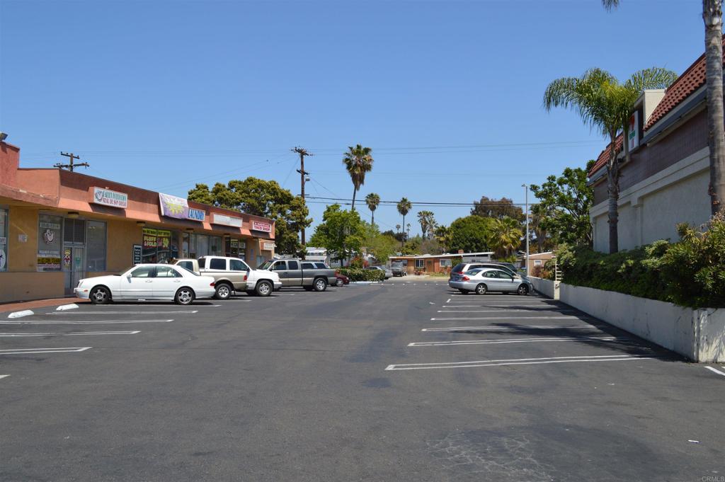 11 Naples Street Property Photo 3