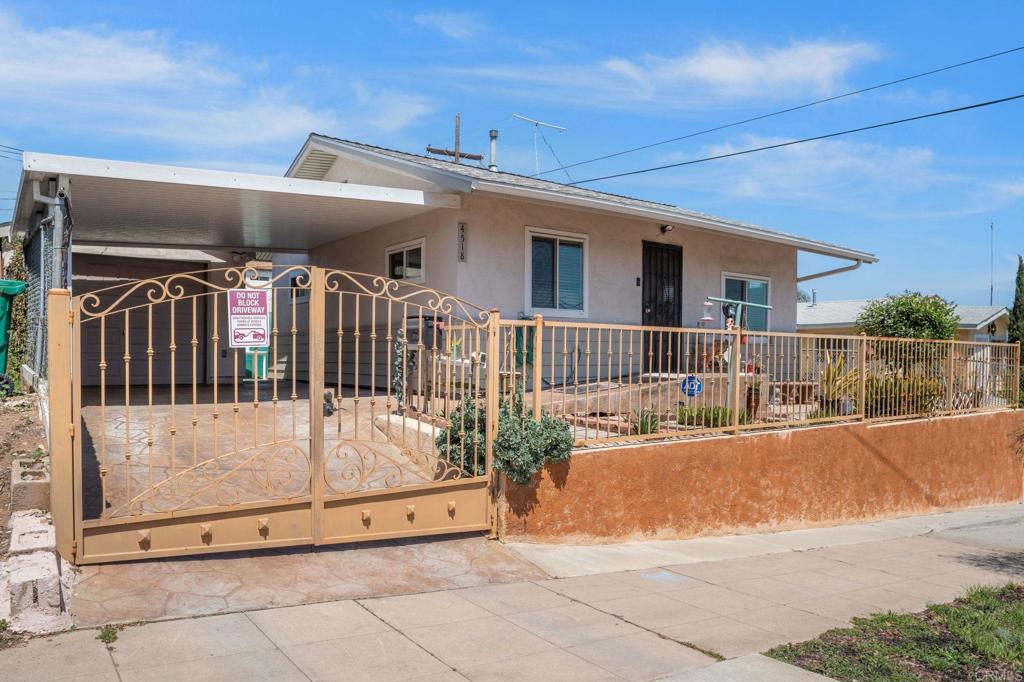 4518 Dwight Street Property Photo 2