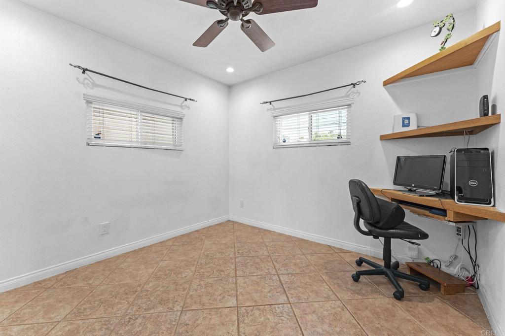 4518 Dwight Street Property Photo 17