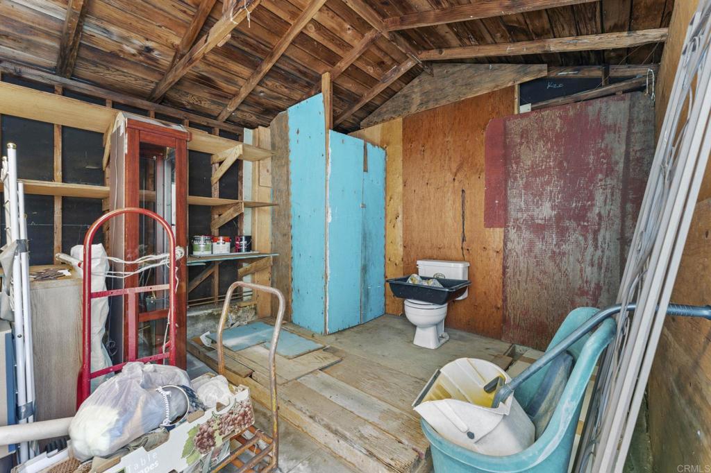 4518 Dwight Street Property Photo 26