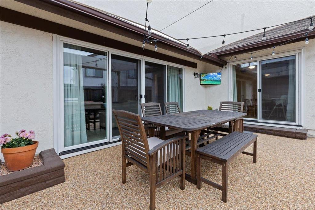 2150 Pepper Tree Place Property Photo 18