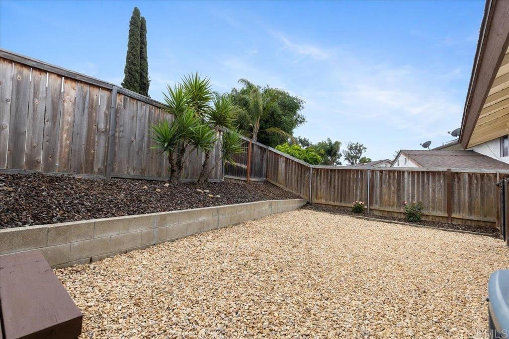 2150 Pepper Tree Place Property Photo 23