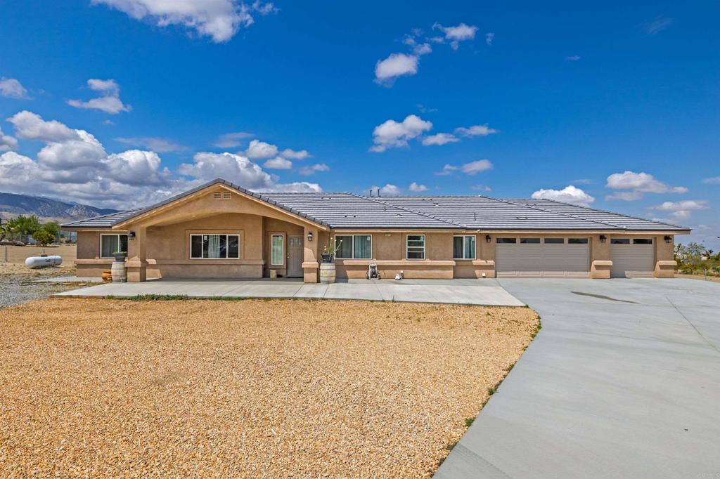 11374 Desert View Road Property Photo 1