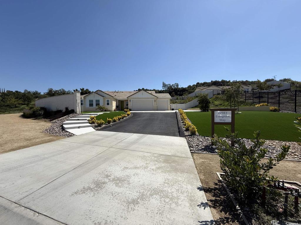 27983 Evergreen Way Property Photo 1