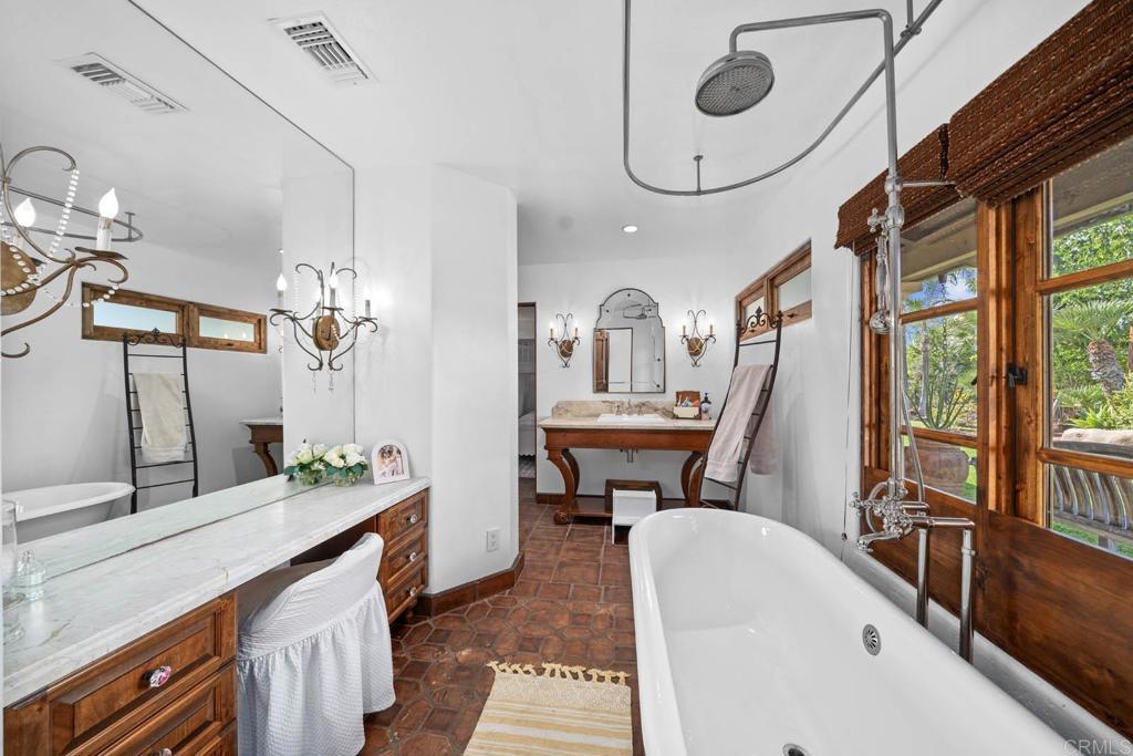 647 Crest Drive Property Photo 66