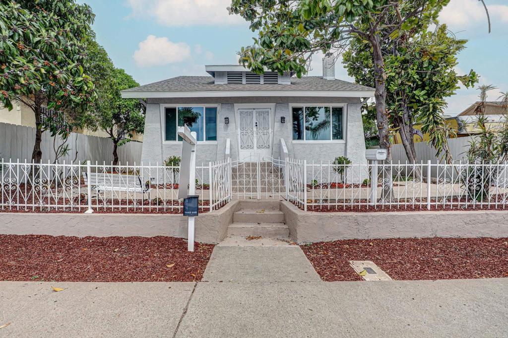 211 S Pardee St Property Photo 2
