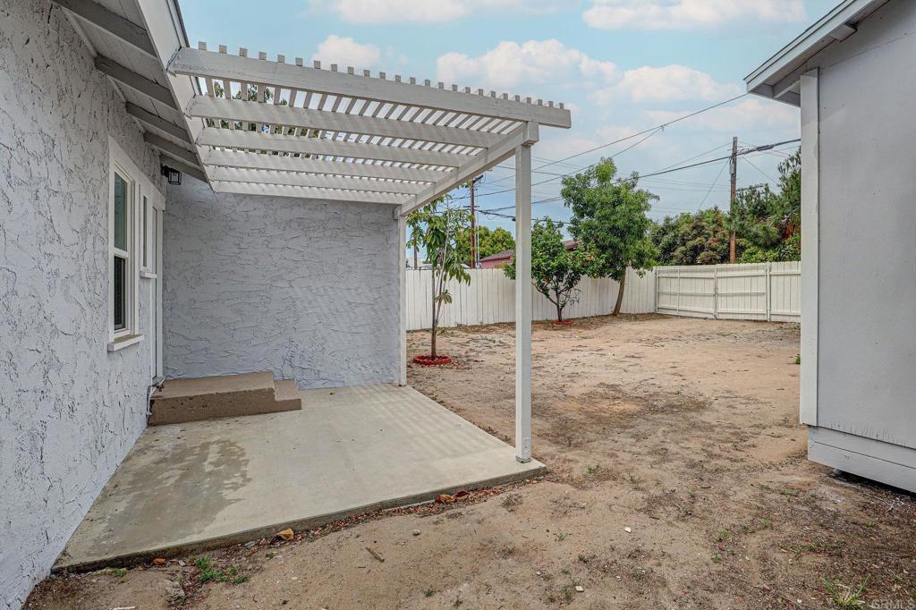 211 S Pardee St Property Photo 25