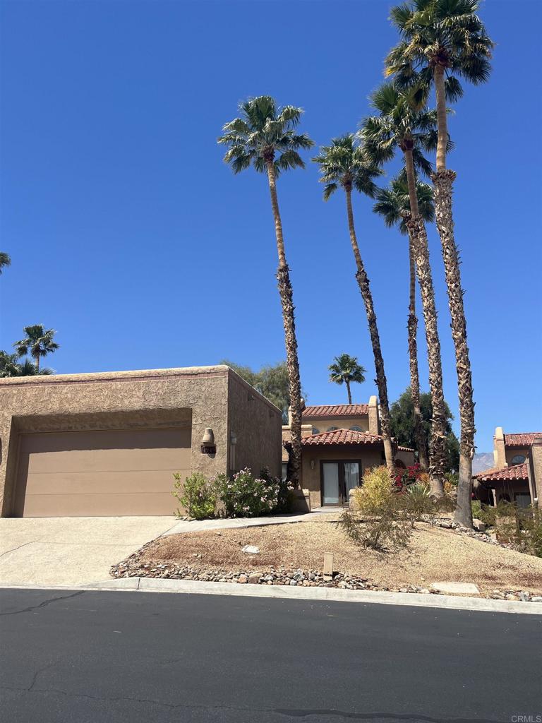 4949 Desert Vista Property Photo 1