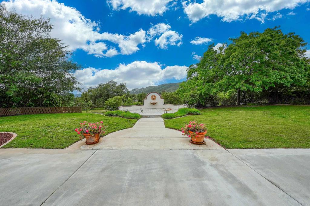 23425 Mountain Peak Road Property Photo 21