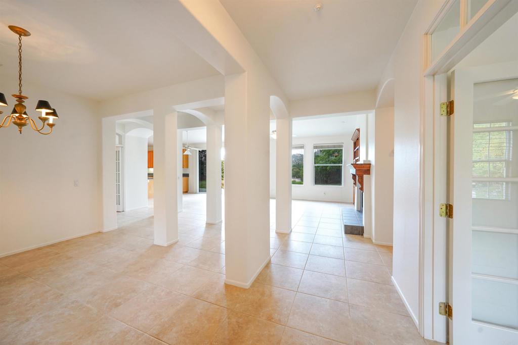 23425 Mountain Peak Road Property Photo 28