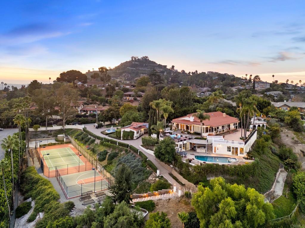 10310 Fuerte Drive Property Photo 9