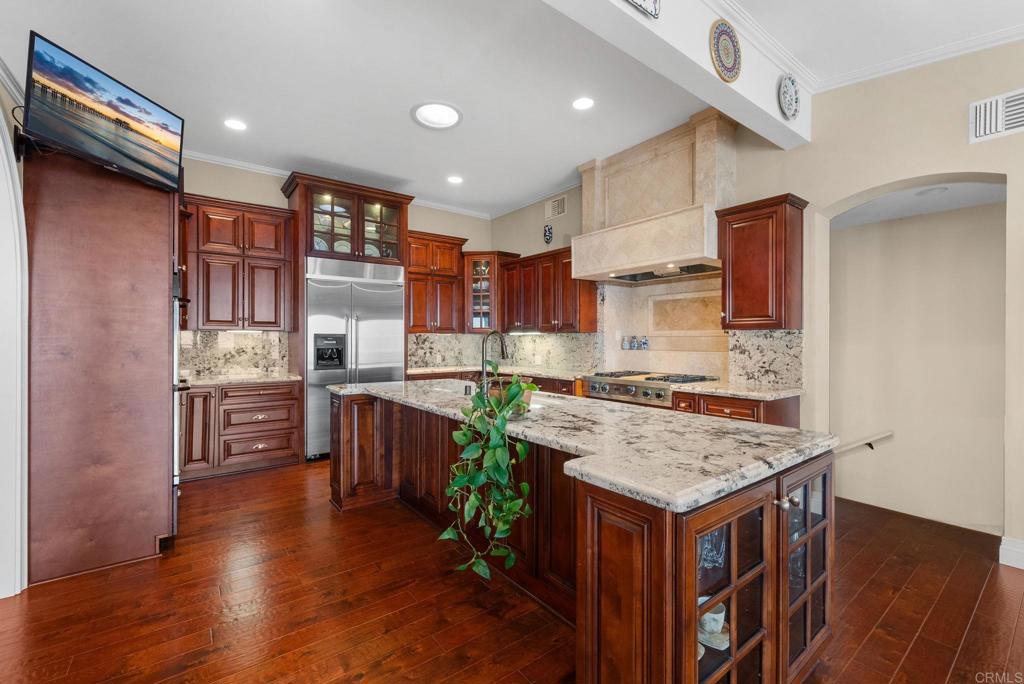 10310 Fuerte Drive Property Photo 19