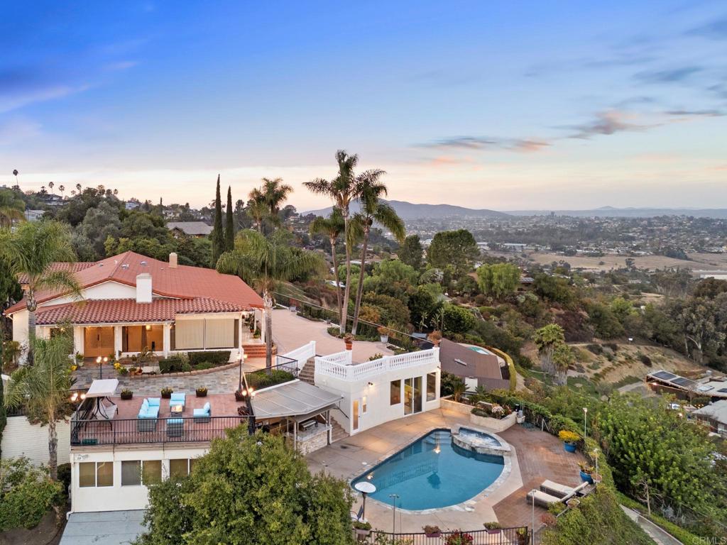 10310 Fuerte Drive Property Photo 21