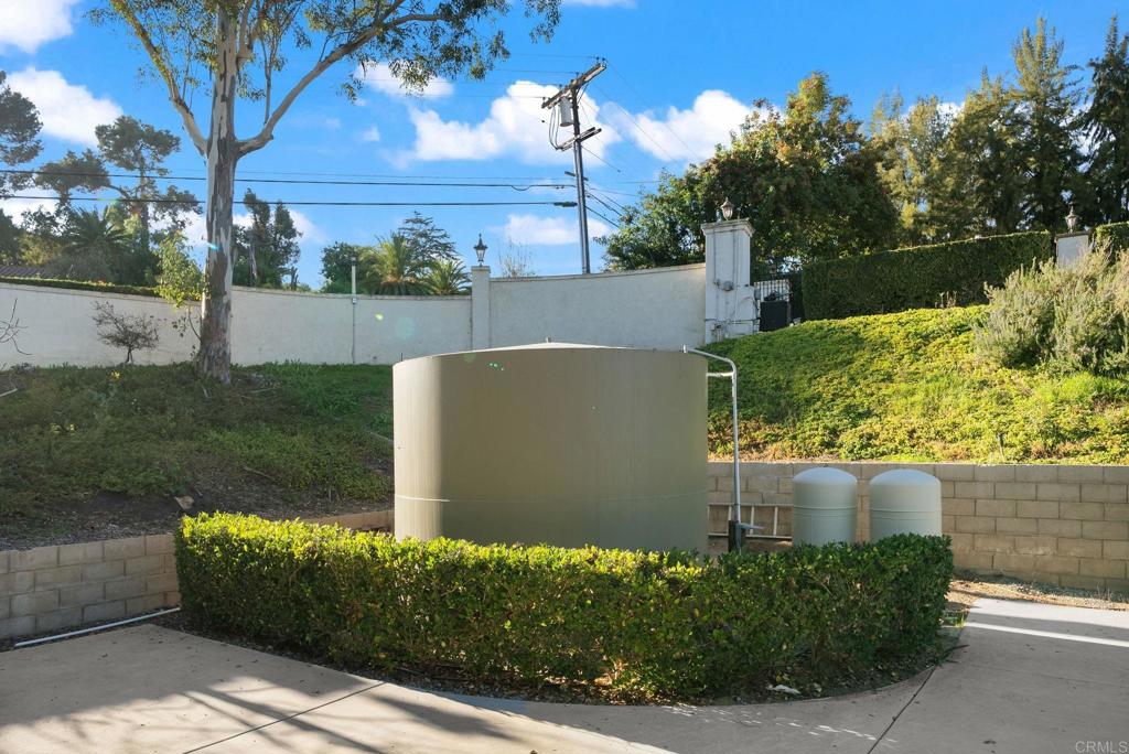 10310 Fuerte Drive Property Photo 39