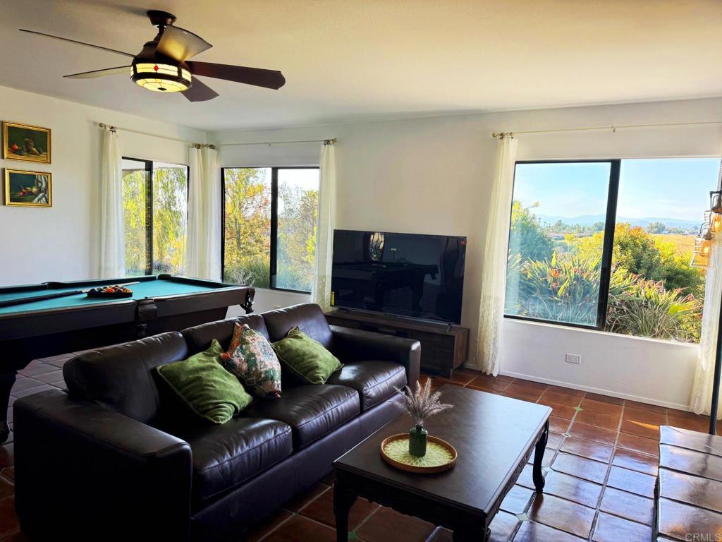 1650 Winterwarm Dr. Property Photo 9