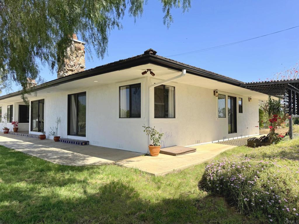 1650 Winterwarm Dr. Property Photo 18