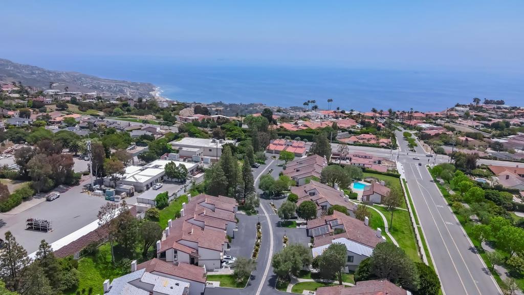 22 Seaview Dr S Property Photo 1
