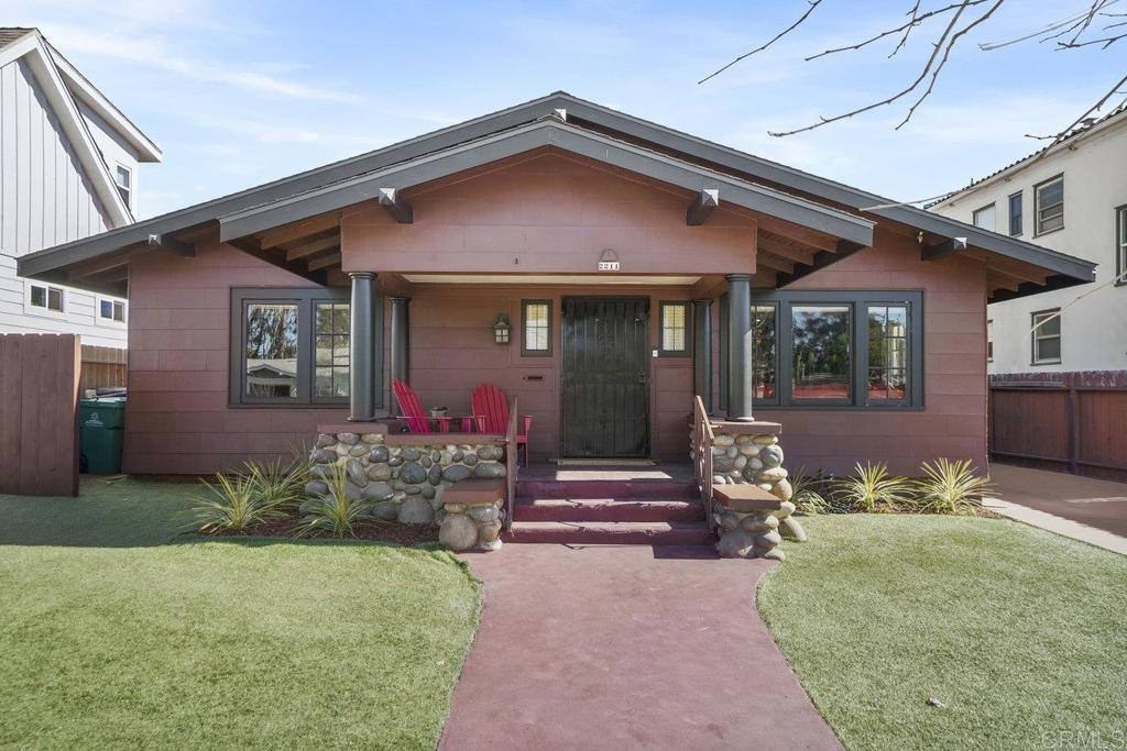 2211 Bancroft St Property Photo 1