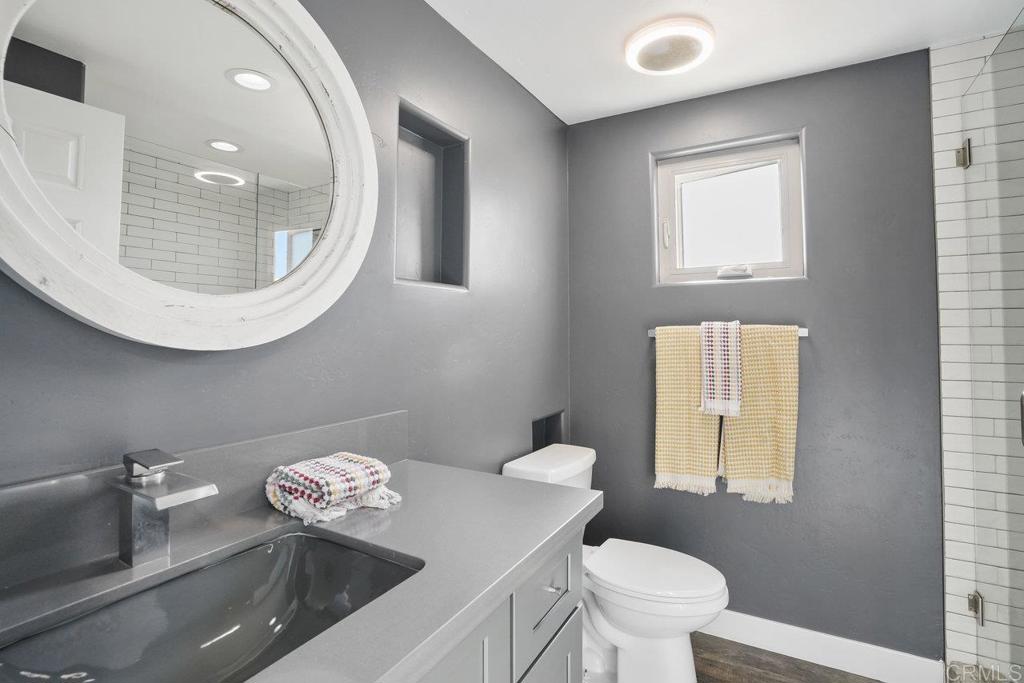 2211 Bancroft St Property Photo 33