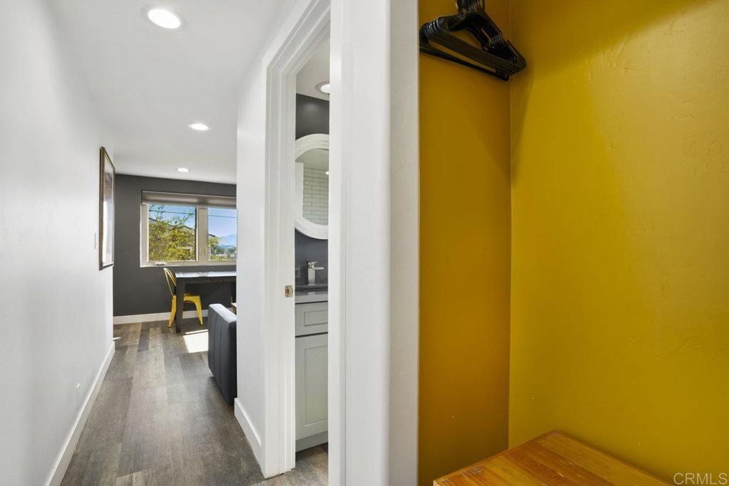 2211 Bancroft St Property Photo 40