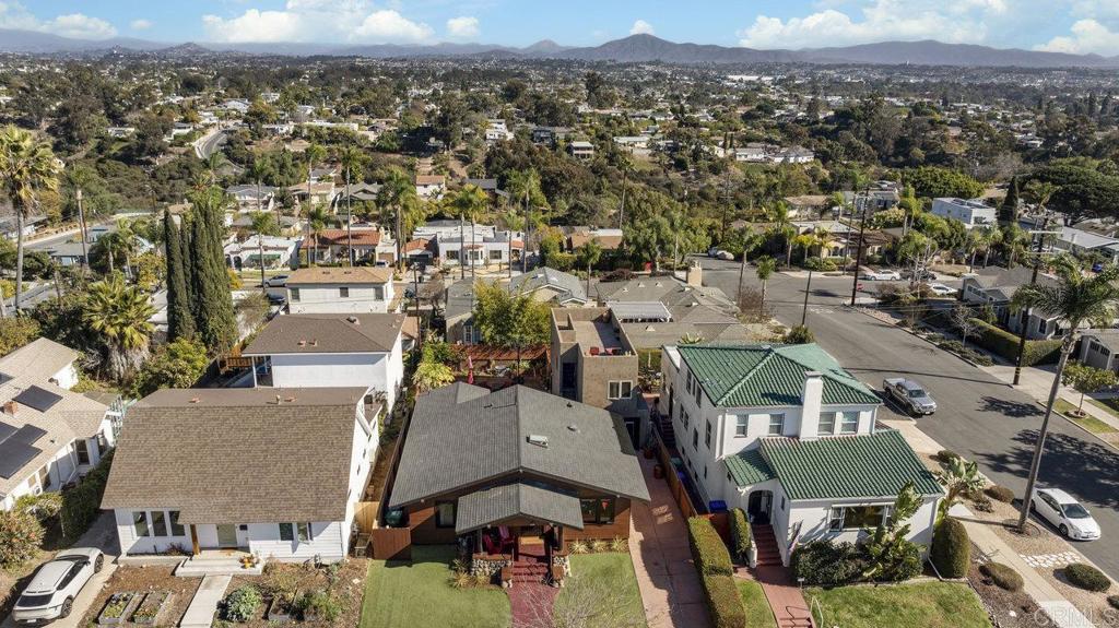 2211 Bancroft St Property Photo 50