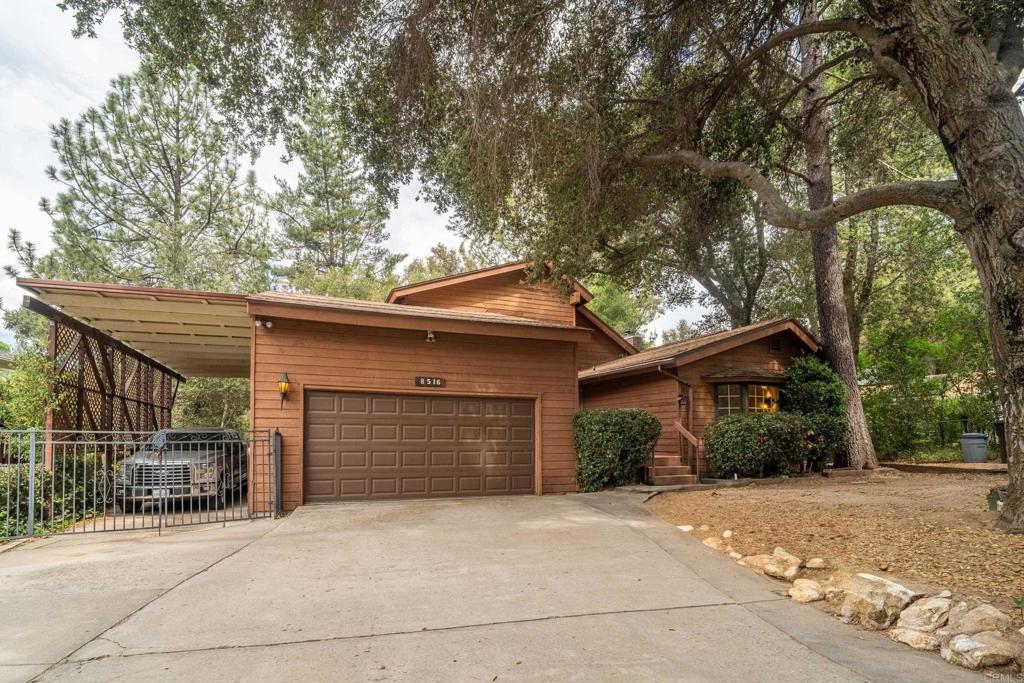 8516 Valley View Trl Property Photo 1