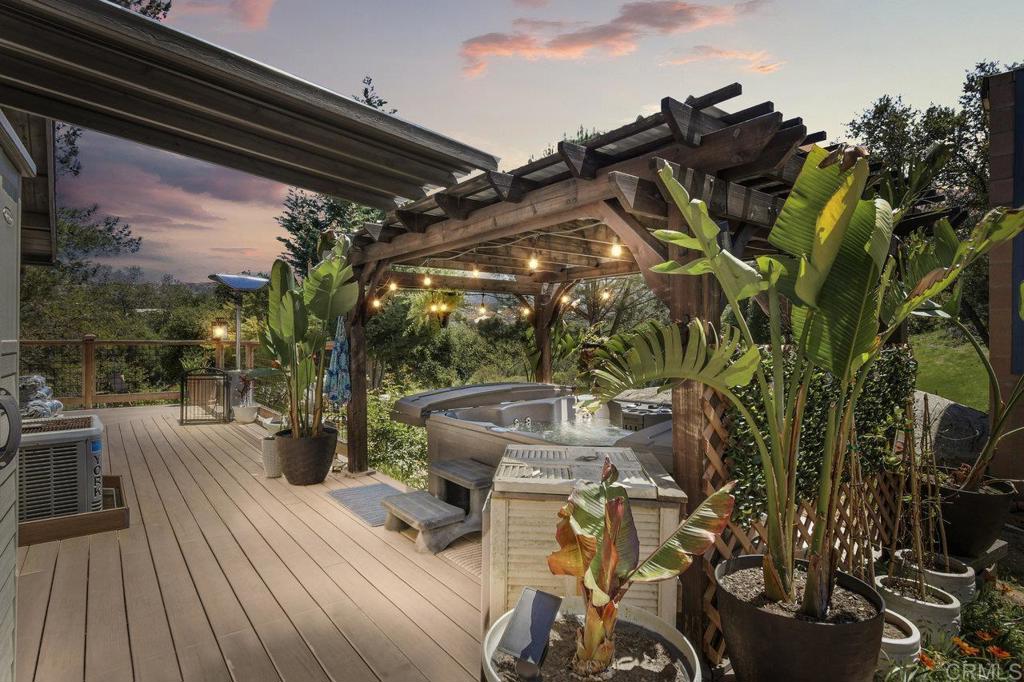 17915 Mark Lee Dr Property Photo 1