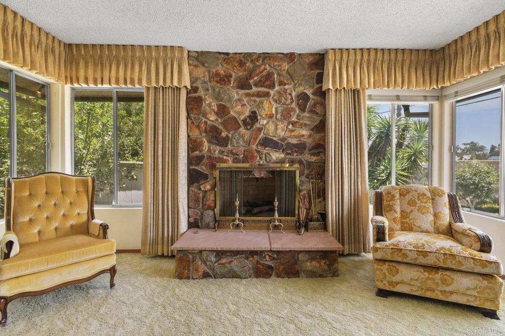 3448 Goldfinch Street Property Photo 1