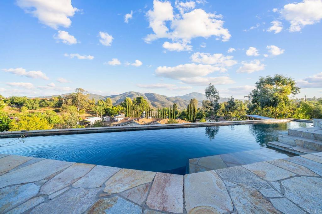 3204 Via Caliente Del Sol Property Photo 1