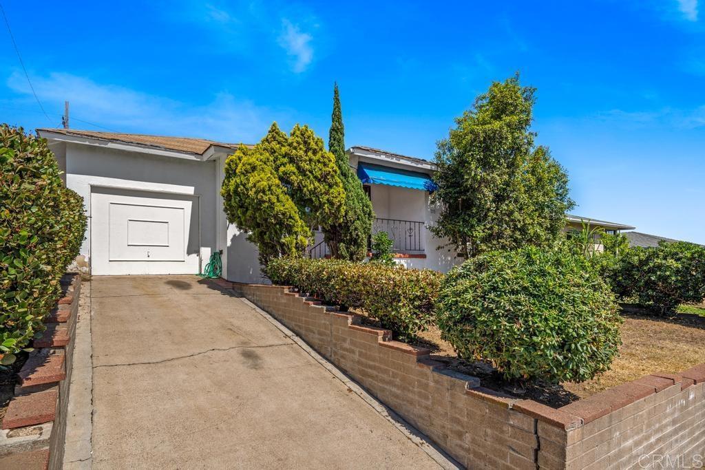 855 Quail Street Property Photo 1